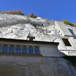 Le donjon, c'est la haut !